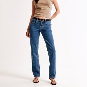 Abercrombie & Fitch The 90’s Straight Mid Rise Size 26/2short